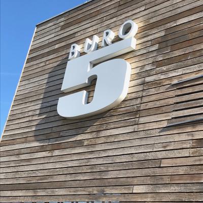 Lettres en relief Buro5