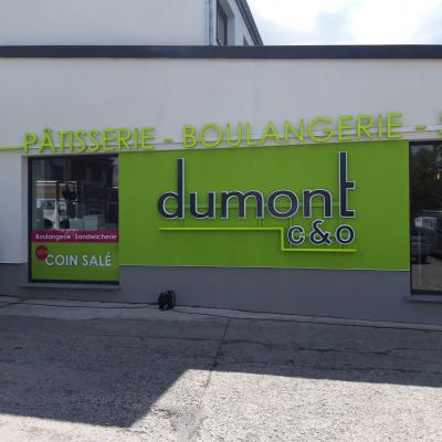 Lettres en relief - Dumont à Floreffe