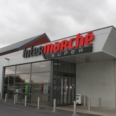 Lettres en relief Intermarché Rebecq