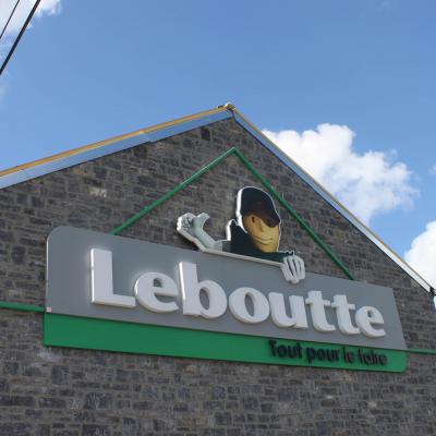 Ensigne en toiture Leboutte