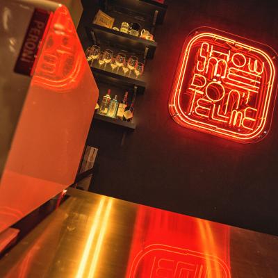 Néon et créations artistiques Show