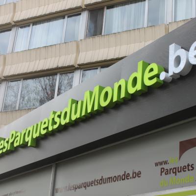 Lettres en relief les parques du monde