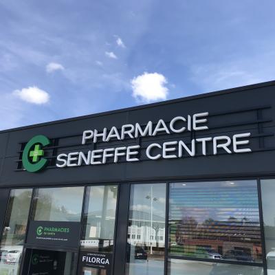 Enseigne et croix de pharmacie Pharmacie de Seneffe